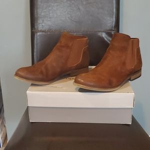 Women Flat Ankle Booties